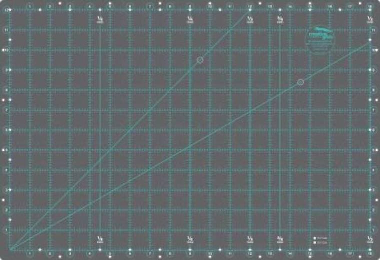 CREATIVE GRIDS CUTTING MAT - 12 x 18